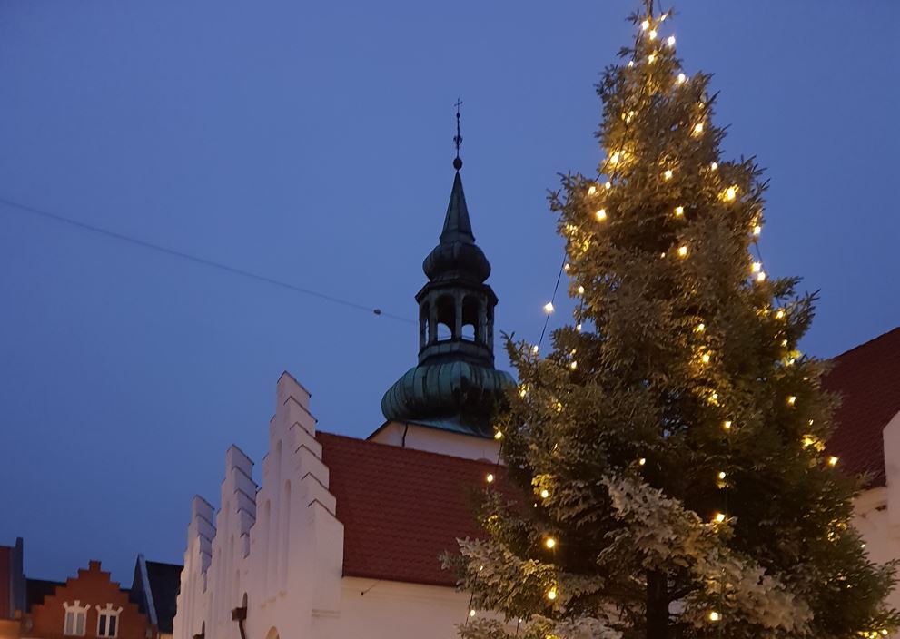 Byens juletræ tændes - Lemvig